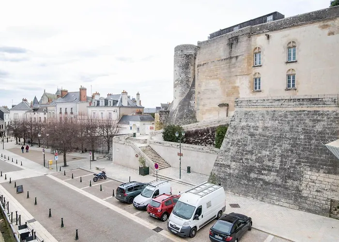 Charmant T2 Au Pied Du Chateau